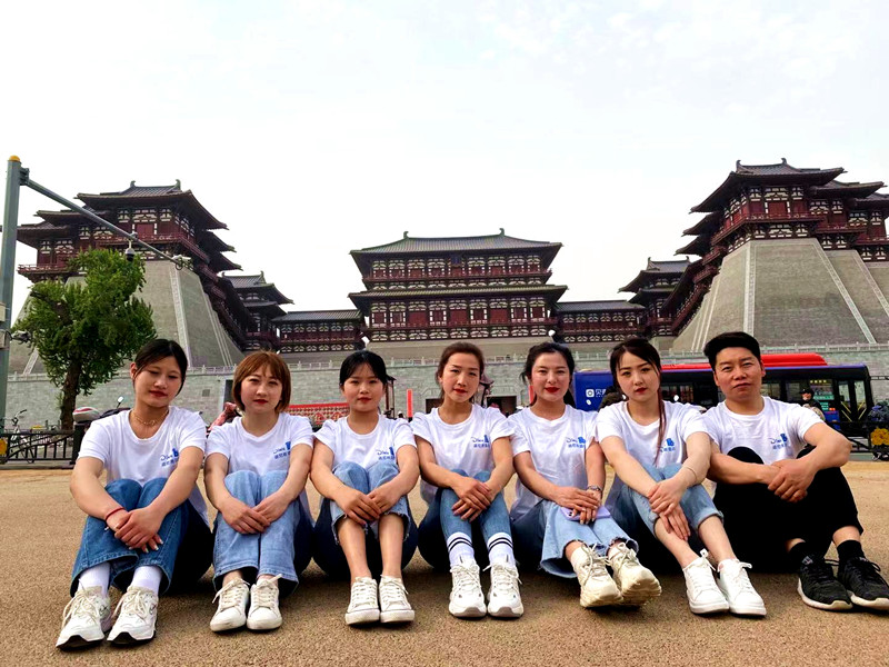 人間四月天  牡丹正開時(shí)